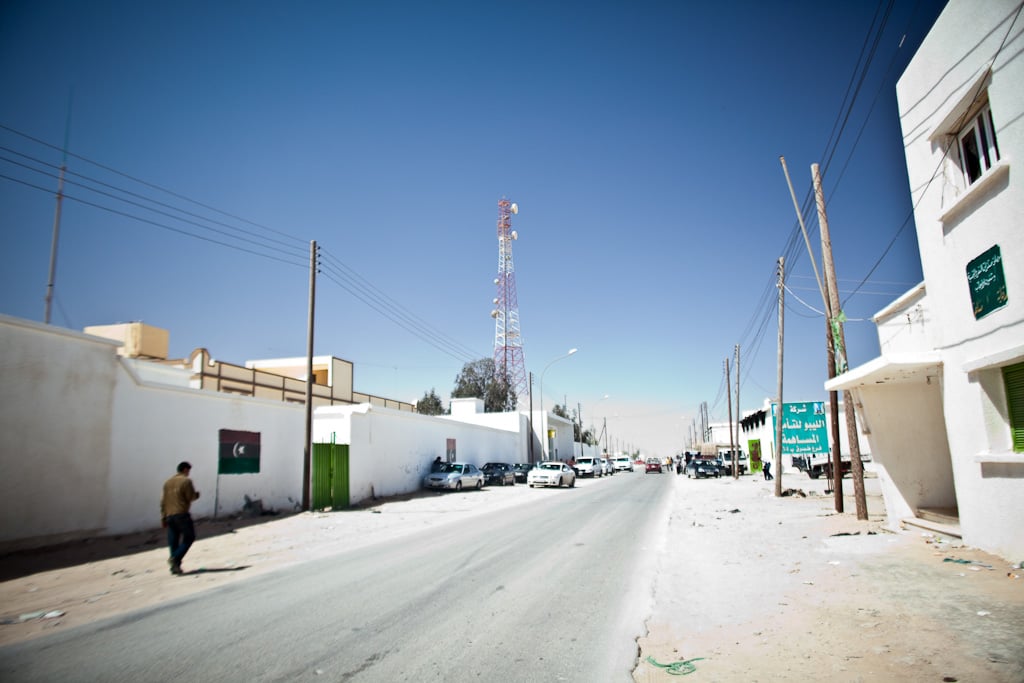 Security forces at Egyptian border crossing go on strike