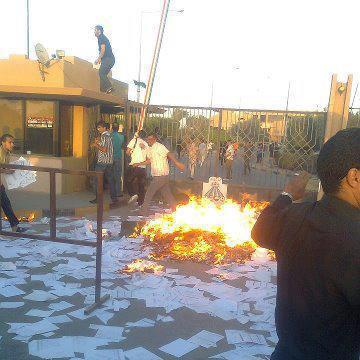 Pro-federalist protesters storm election offices in Tobruk and Benghazi