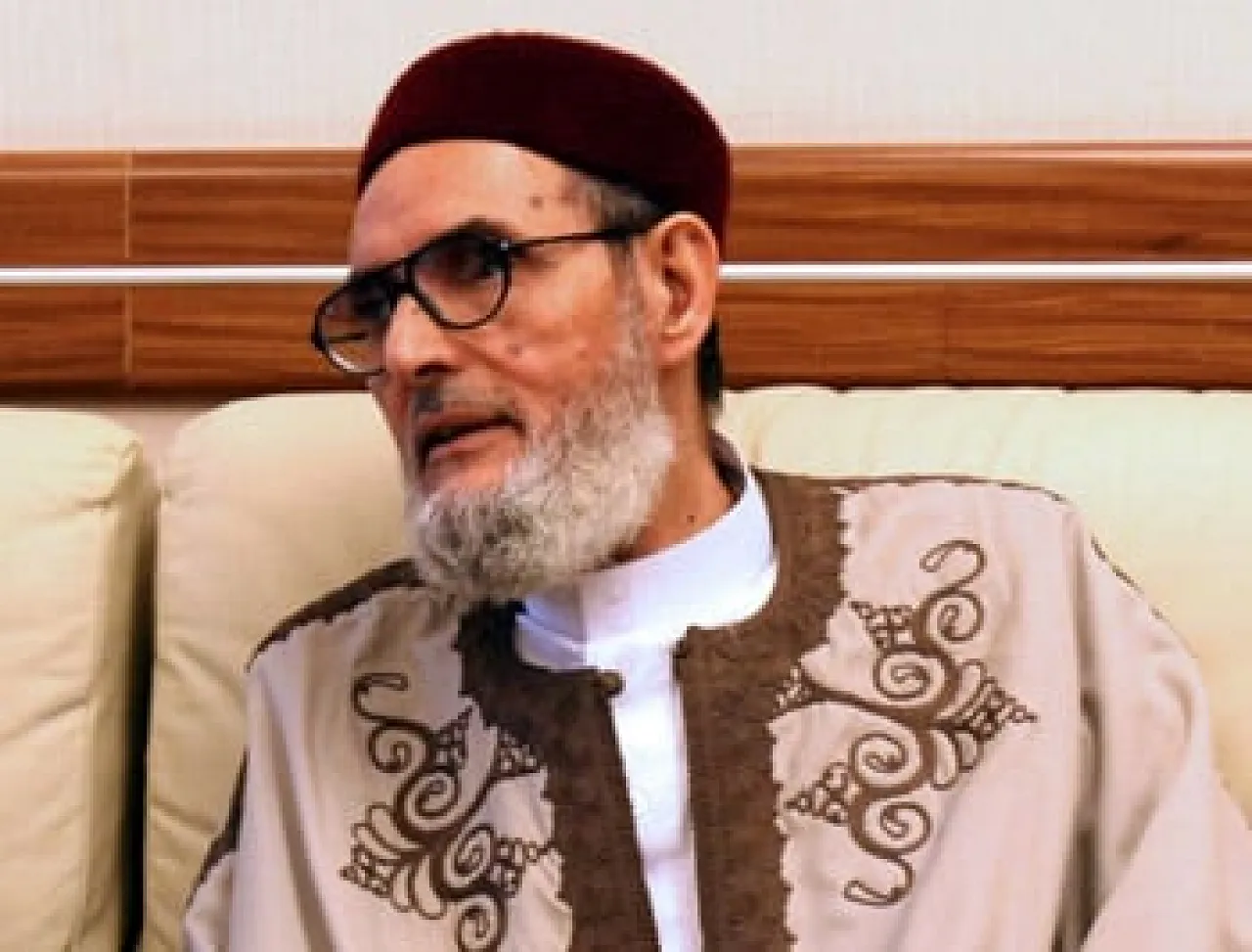 Sheikh Sadiq Al-Ghariani describes the new political system as "a failed experiment".
