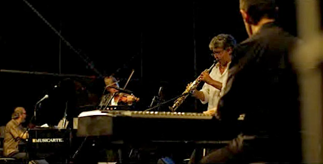 OfficinaMediterraneo The Officina Mediterraneo has performed all over the world, and always in collaboration with local artists. (Photo: Officina Mediterraneo)