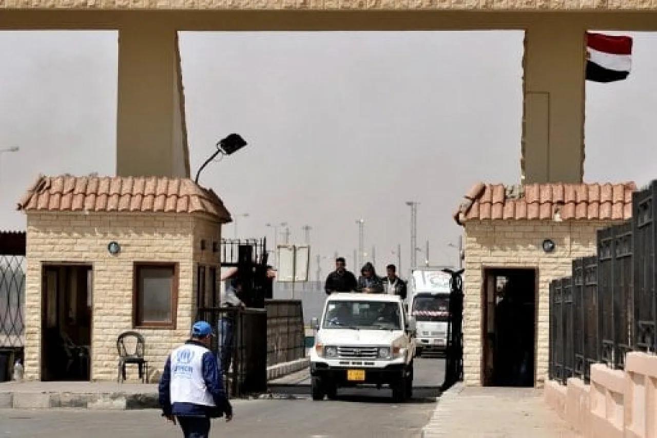 Salloum-crossing The Musaid-Sollum border crossing.