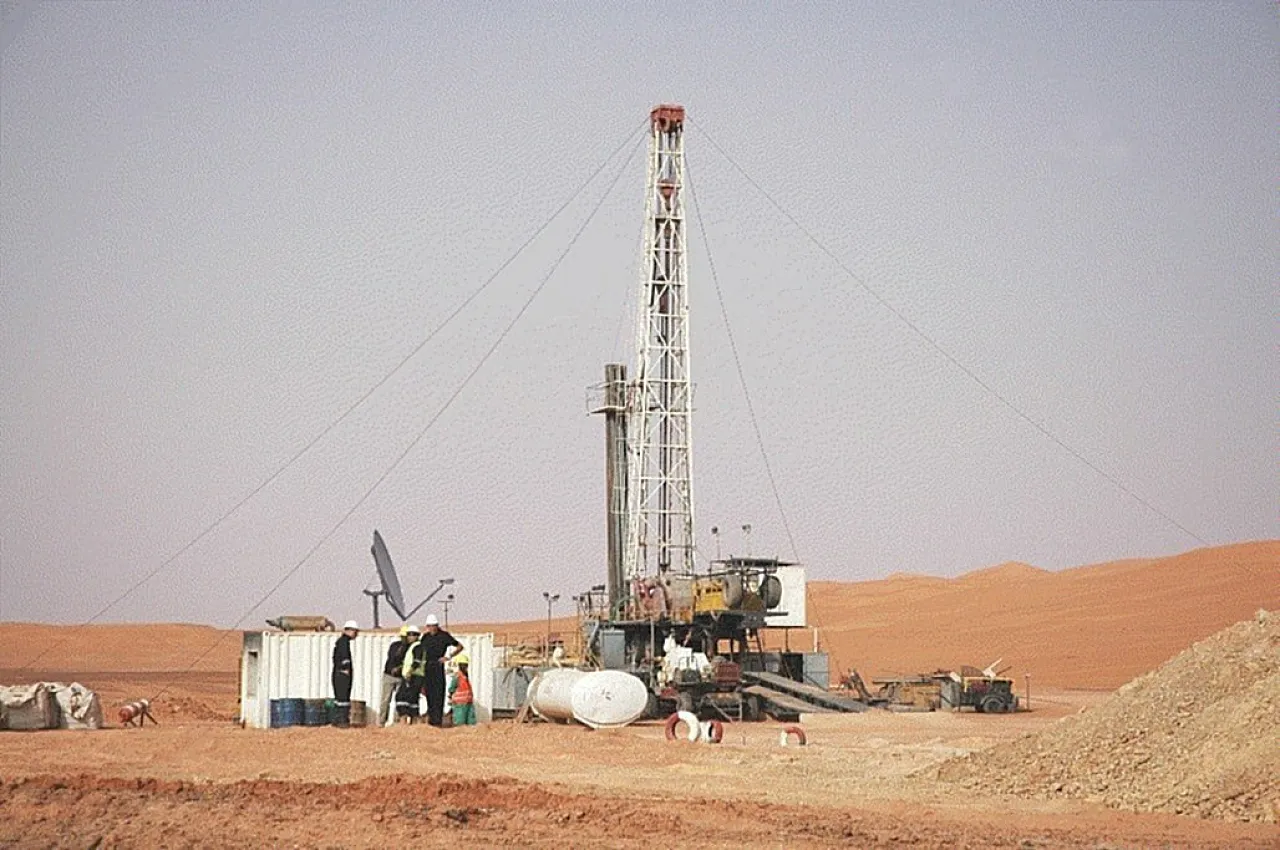 An isolated Libyan oil rig