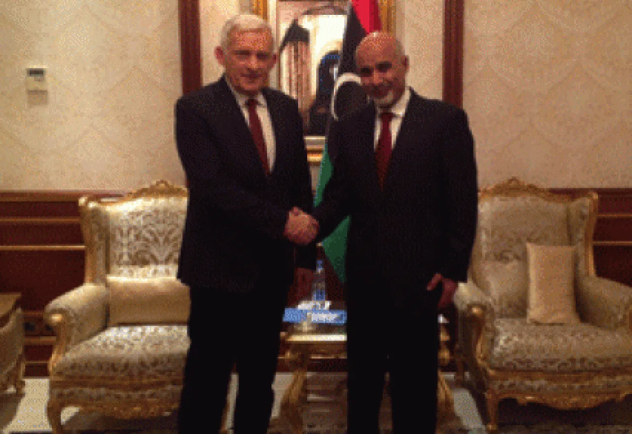 Former President of the European Parliament Jerzy Buzek with Congress President Mohamed Magarief