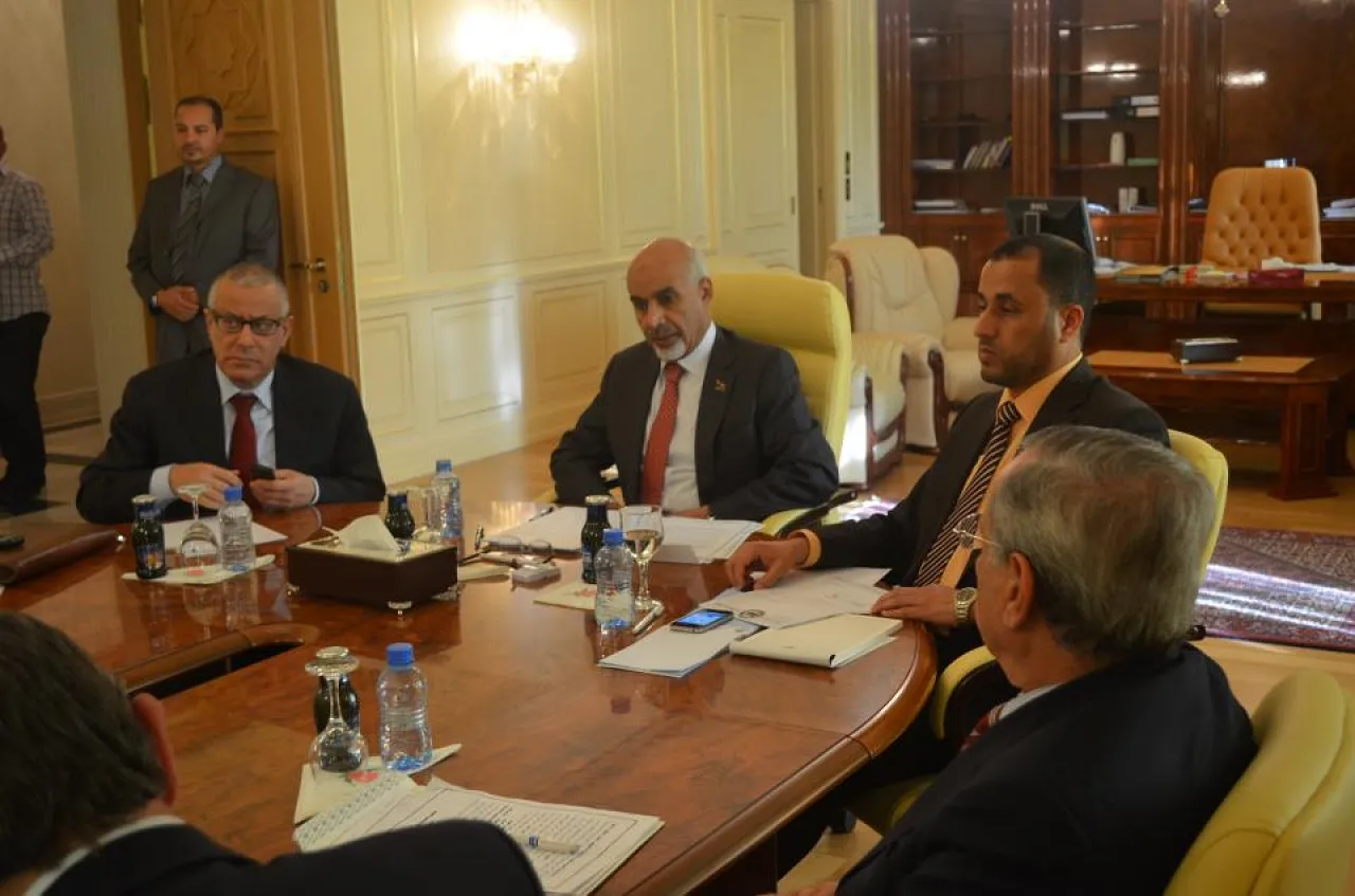 MagariafZidane13.04.2013 GNC President Mohamed Magarief, PM Ali Zeidan, and other government officials in emergency talks on security in Sebha. (Photo: GNC President Facebook)
