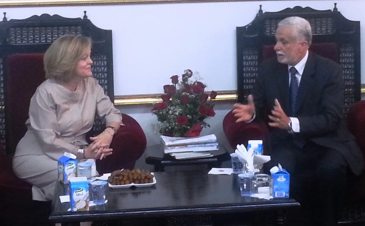 US ambassador Jones with TLC's Elbadri US Ambassador Debora Jones at her meeting with Tripoli Local Council Chairman Sadat Elbadri (photo: Umar Khan)