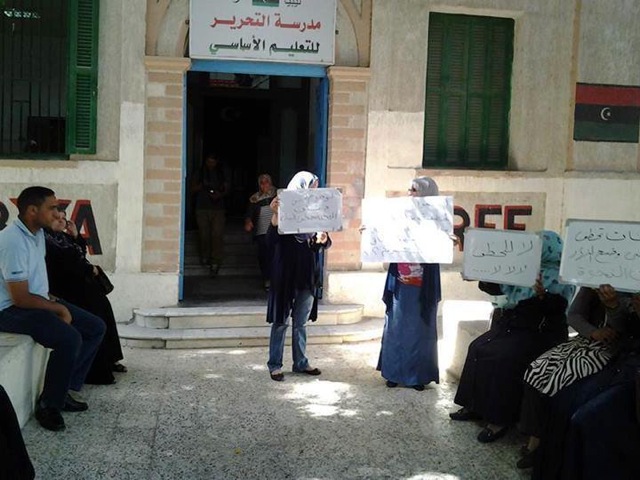 More schoolgirls kidnapped – angry teachers protest in Tripoli