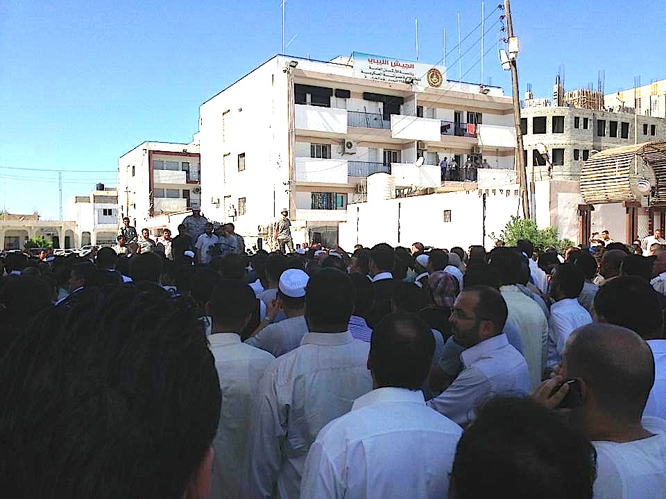 1 killed, 6 injured in Misrata shootout between thrill-seekers and security forces
