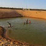 Locals turn disused Kufra sand quarry into swimming pool