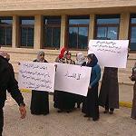 Women’s group stages anti-corruption demonstration outside Ministry of Tourism