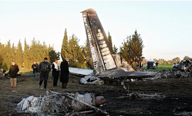 Libya military air ambulance crashes in Tunisia: 11 dead