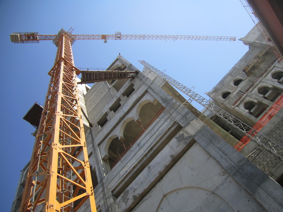 Cranes are moving - work restarts on Tripoli’s Al Ghazala InterContinental Hotel