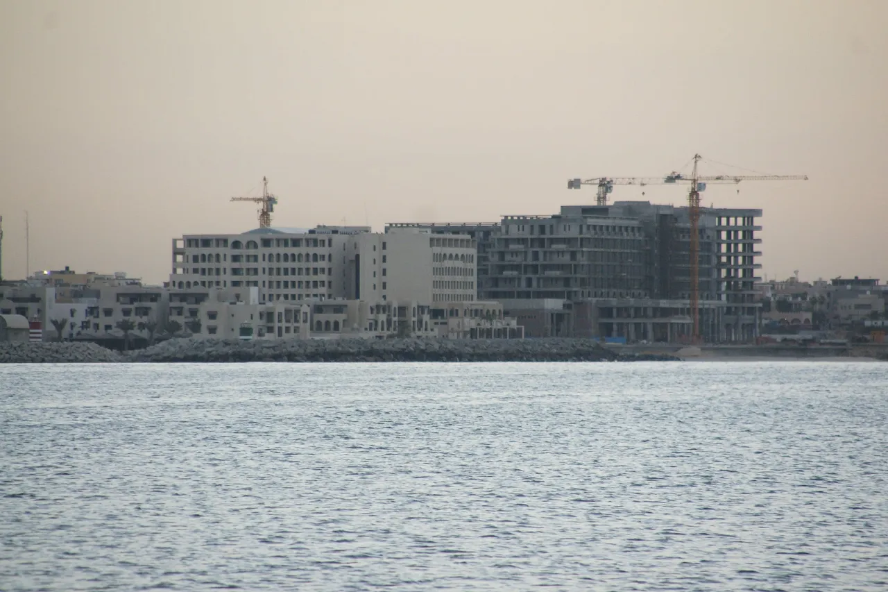 The partially completed and opened Four Points (left) and the incomplete Sheraton (right) in Tripoli. (Photo: Sami Zaptia).