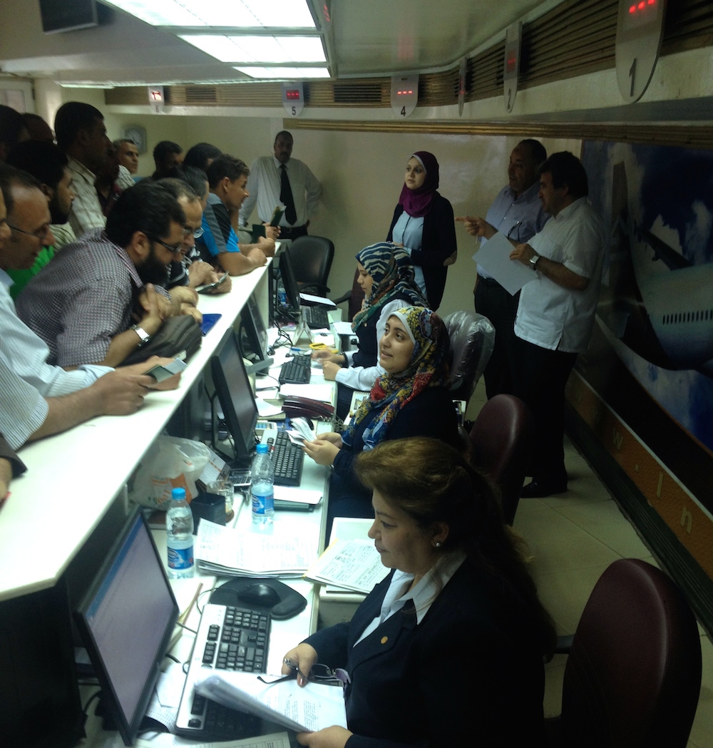 Libyan Airlines helping stranded Libyans return home from Cairo