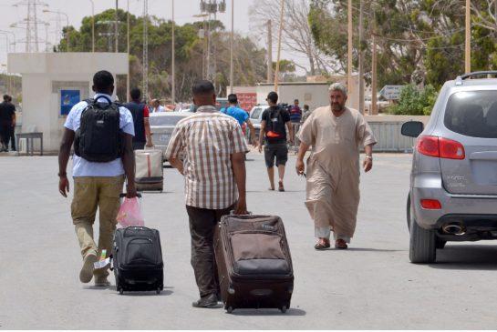 Tunisians complain of price hikes from Libyan influx
