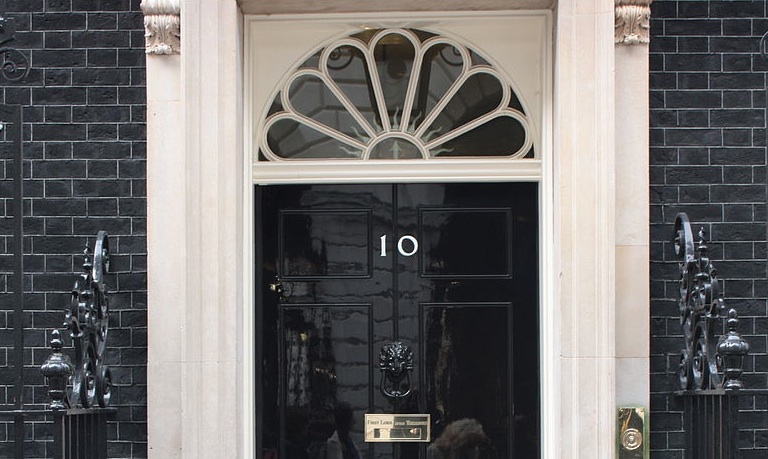 British and Italian leaders in London concerned over Libya