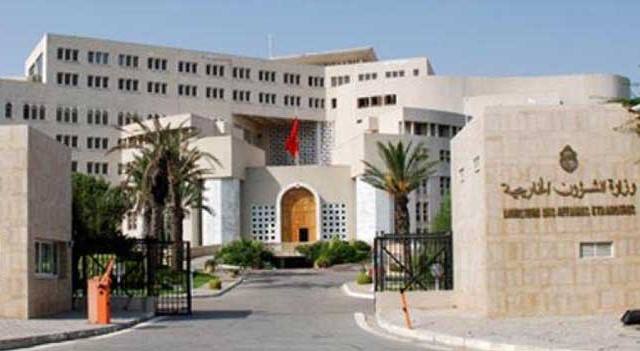 Tunisia threatens to expel Libyans involved in political activity