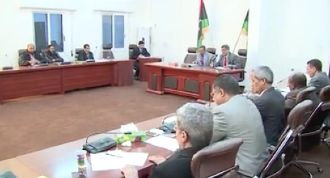 The Prime Minister meets with Benghazi Crisis Committee (Photo: Prime Ministry)