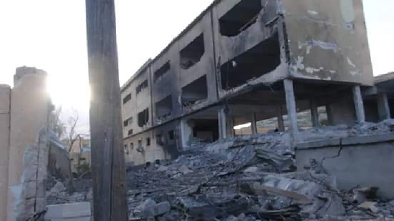 Damaged doctors quarters at Derna's Hospital. The city has suffered much at the hands of extremists since the 2011 Revolution (Photo: Archives).