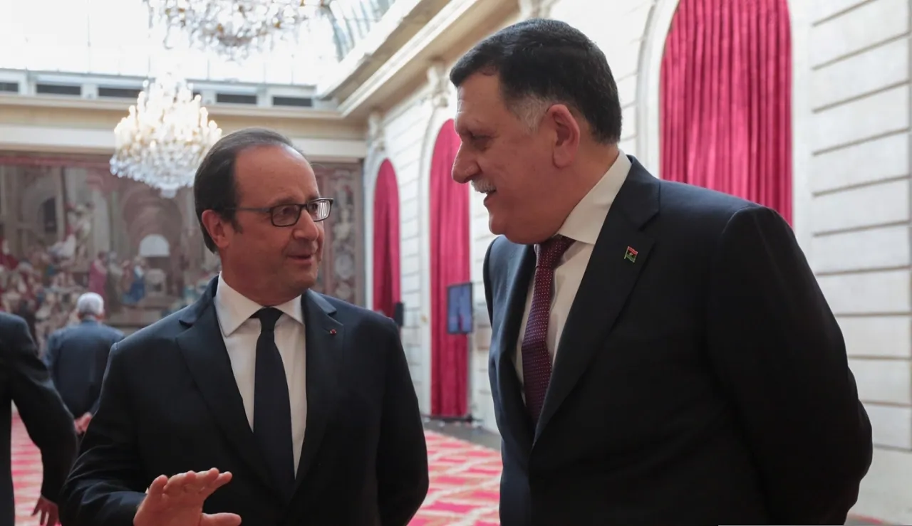 Hollande (left)