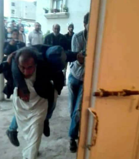 Father carries kidnapped son to Derna freedom