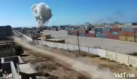 Car bombs and nine soldiers die as army advances in Benghazi