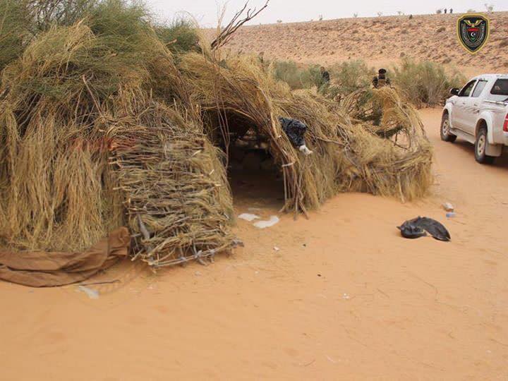Shelter built of natural materials in one of the camps (Photo: social media)