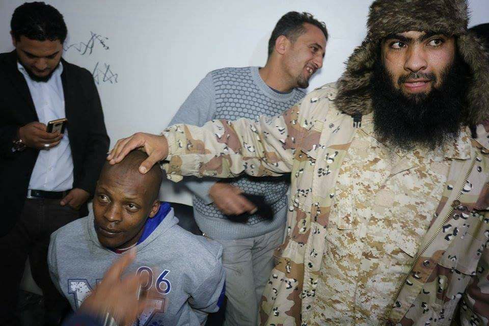 Video circulates of purported LNA execution of IS member