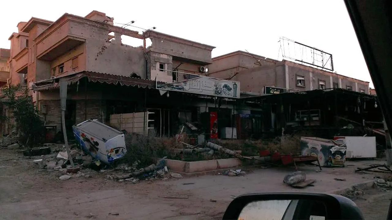 Damaged shops in Garyounis