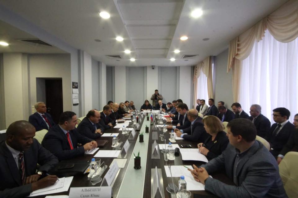 Commercial delegation starts talks in Moscow