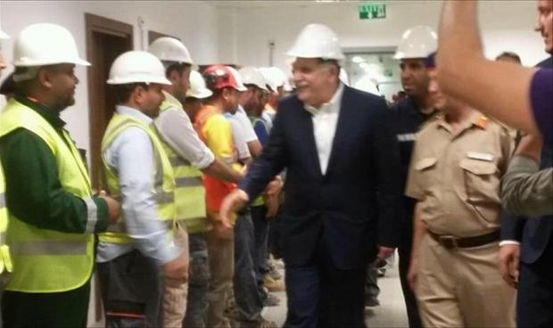 Serraj visits Obari's new power station and hospital