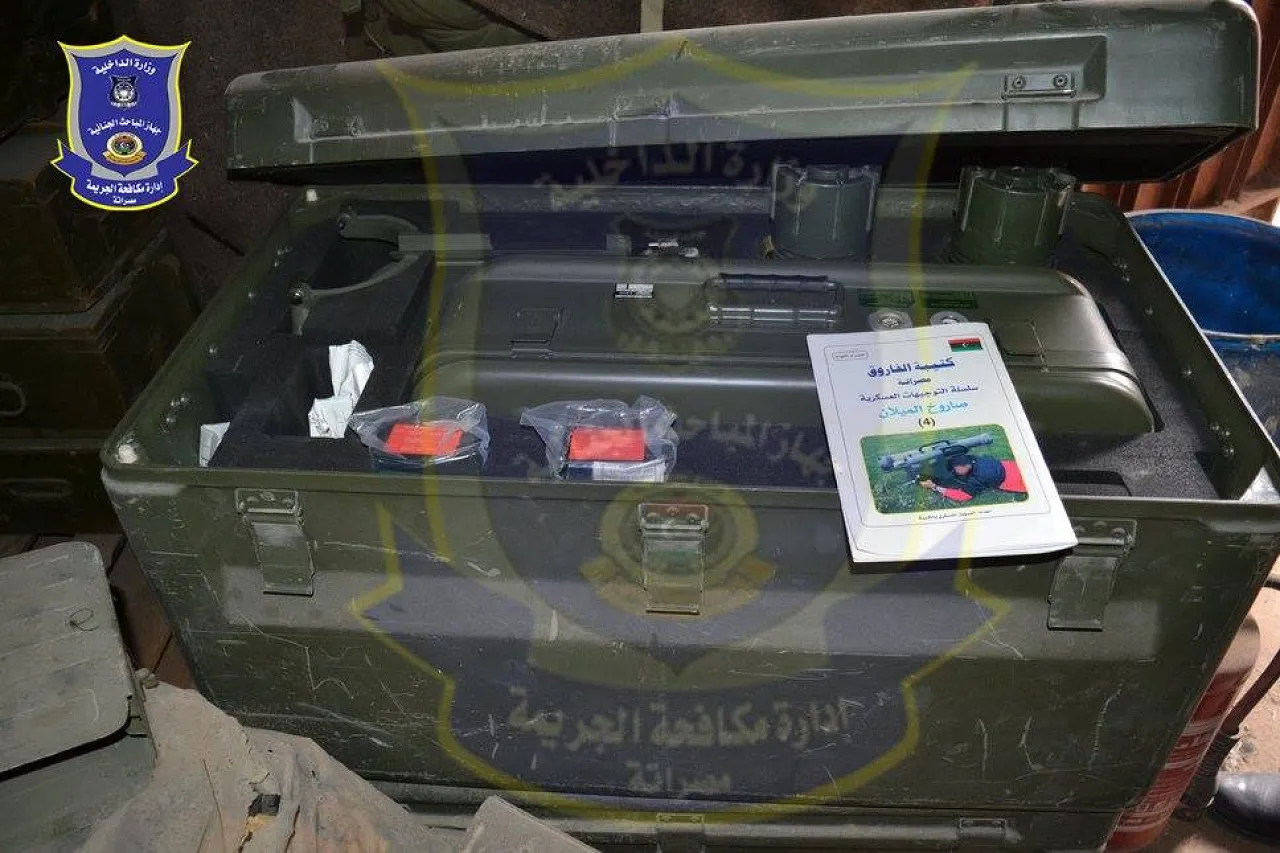 A huge hoard of IS weapons and ammunition was raided by Misrata forces (Misrata Anti Crime Unit).
