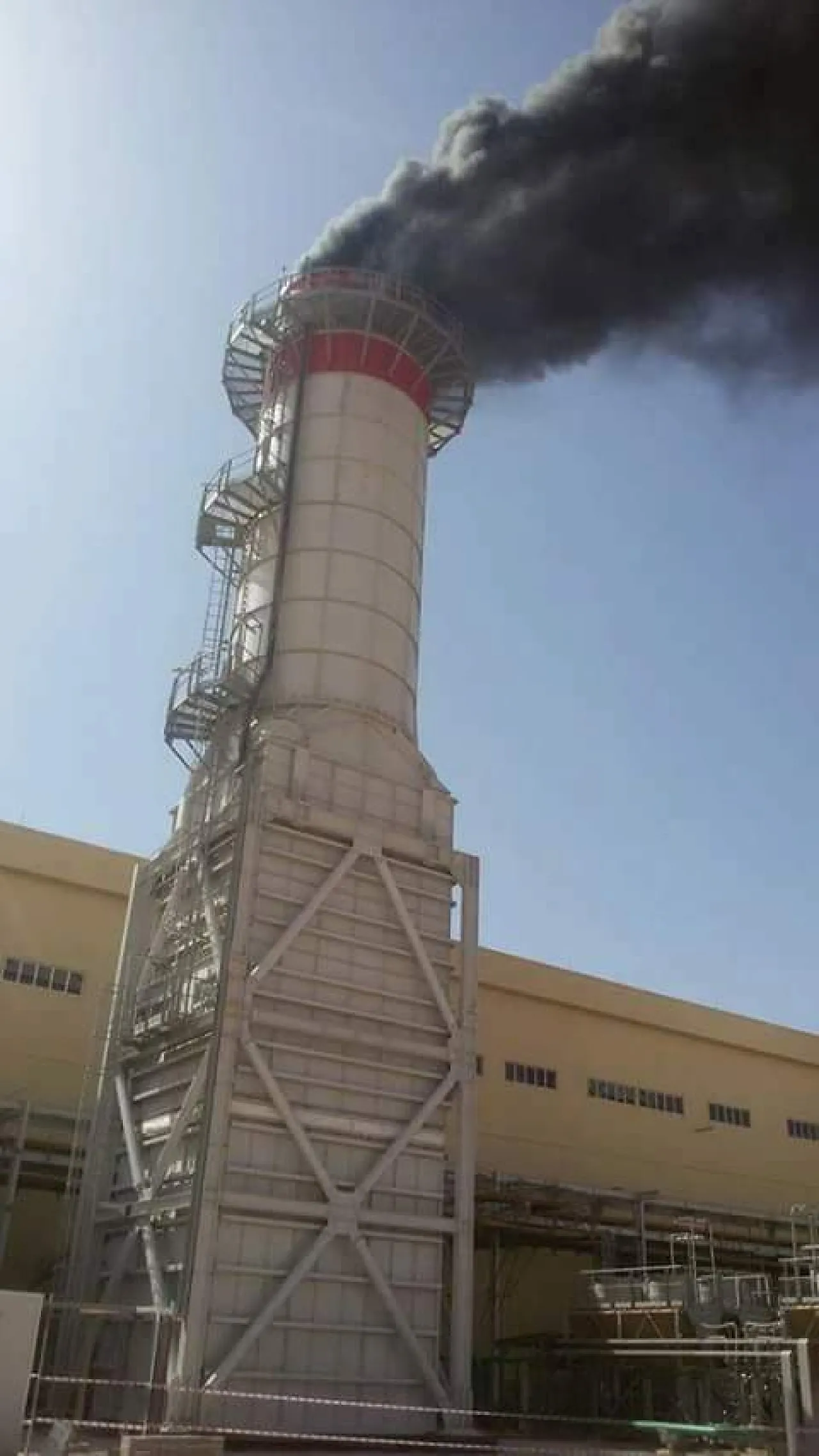 The fourth turbine being tested (Photo GECOL)
