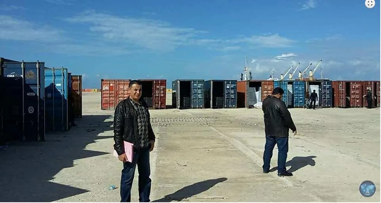 40 containers were discovered at Benghazi port with underpriced goods as part of an LC fraud in 2017 (LANA).