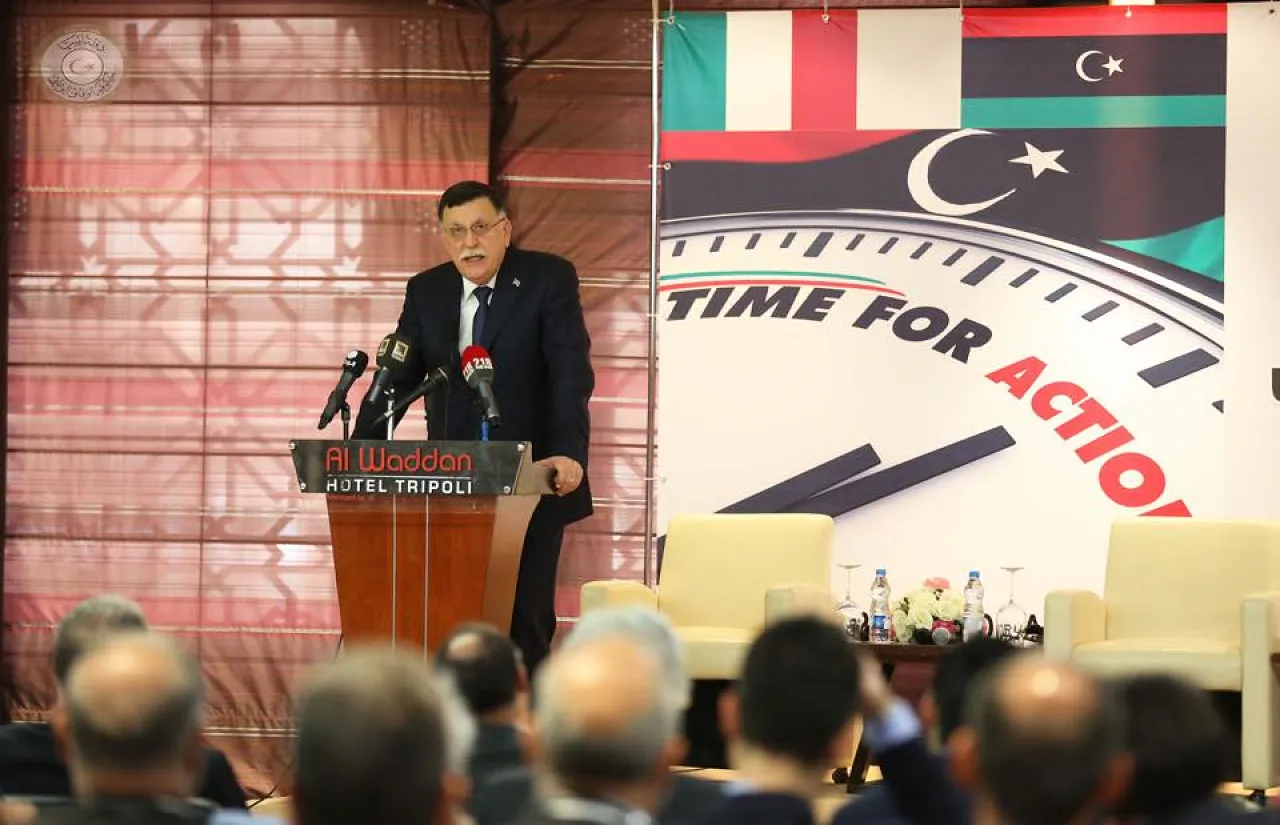 236-Libyan-Italian econ Forum held in Tripoli-3-090518