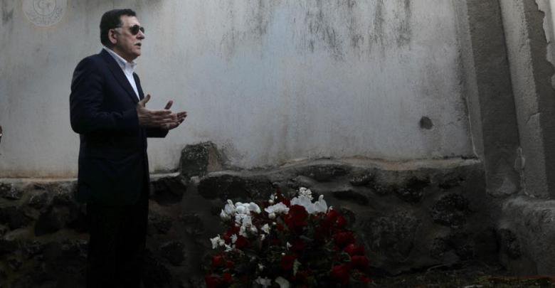 PC head Faiez Serraj paying his respects to Libyan exiles that had died during theItalian colonisation of Libya in the Italian island of Ustica, Sicily (Photo: PC).