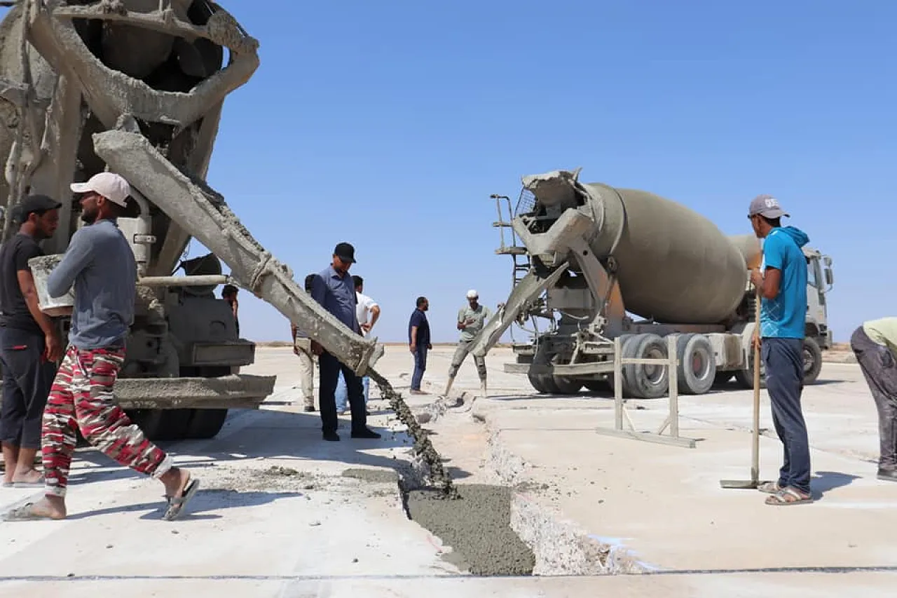 Unable to obtain central government funding, Tobruk obtains local donations to maintain its runway and reopen for international flights (Photo: Tobruk airport).