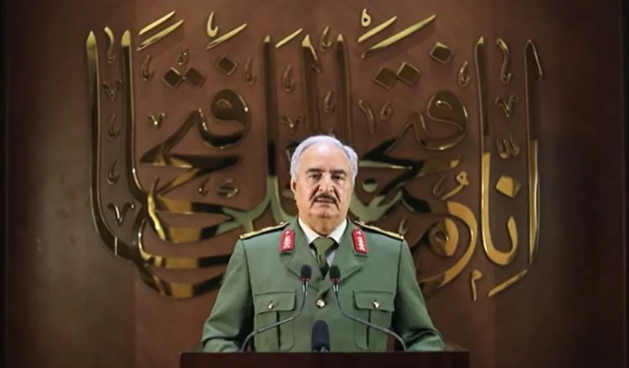 Khalifa Hafter says his eastern-based Libyan Arab Army will not be subject to any civilian authority except that elected directly by the people (Photo: Social Media archives).