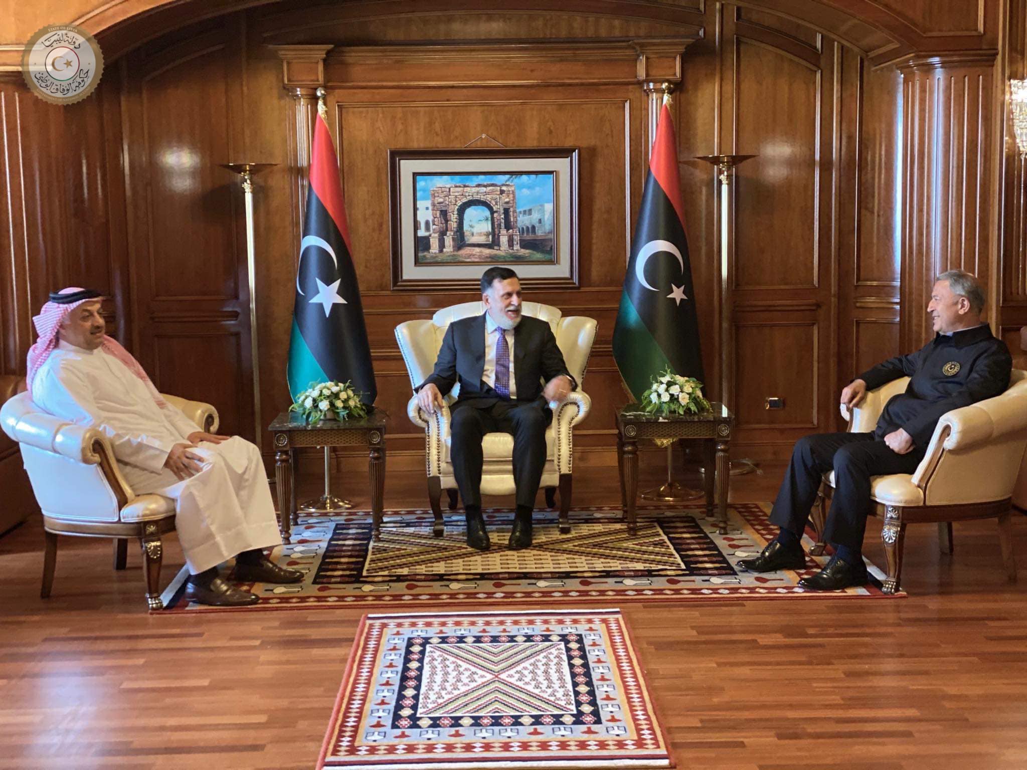 Serraj meets Turkish and Qatari defence ministers to discuss security and defence cooperation