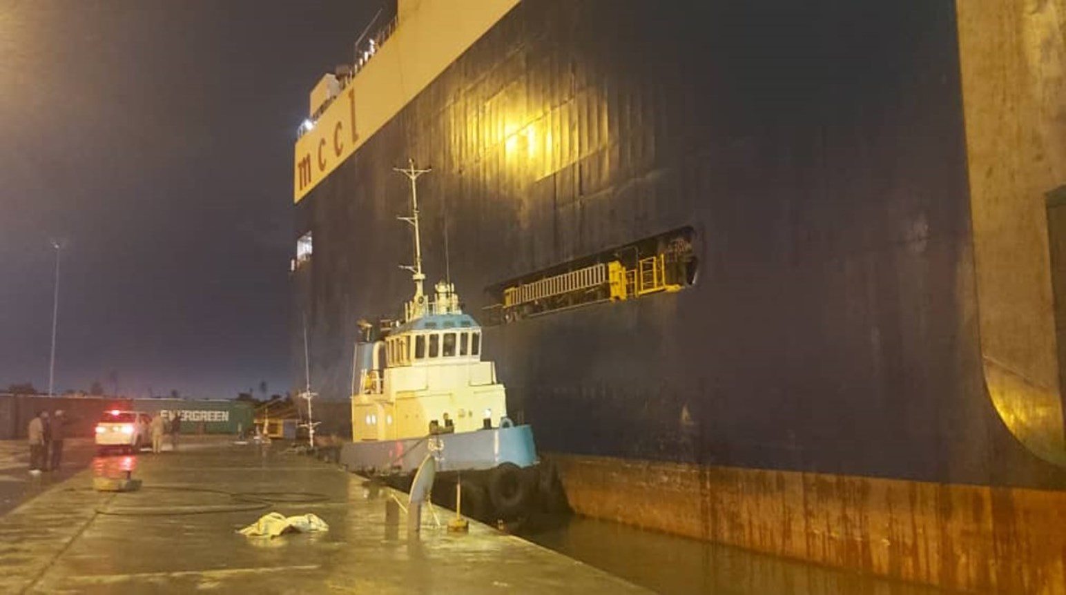 Tuesday's strong storm caused a tugboat to sink at Misrata Free Zone (Photo: Misrata Free Zone).