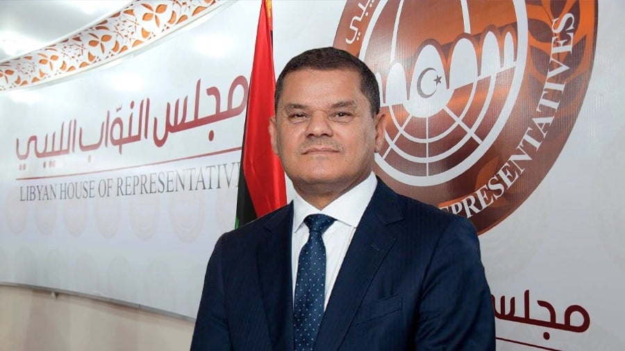 Happier days? PM Aldabaiba posing for a photo in parliament in March (Photo: Alrasmiya TV).