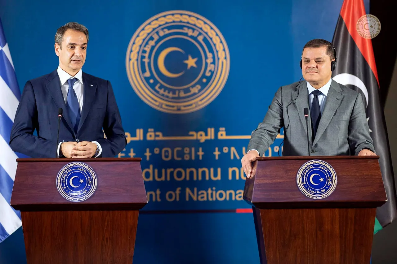 Greek prime minister Kyriakos Mitsotakis visited Tripoli on 6 April seeking to develop cooperation in various fields beyond the controversial Libyan-Turkish maritime agreement (Photo: GNU).