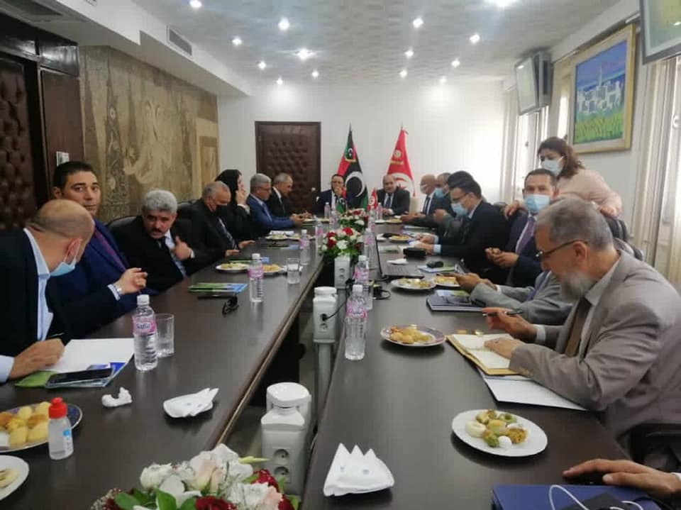 Libyan-Tunisian industrial cooperation and settlement of industry and technology in Libya