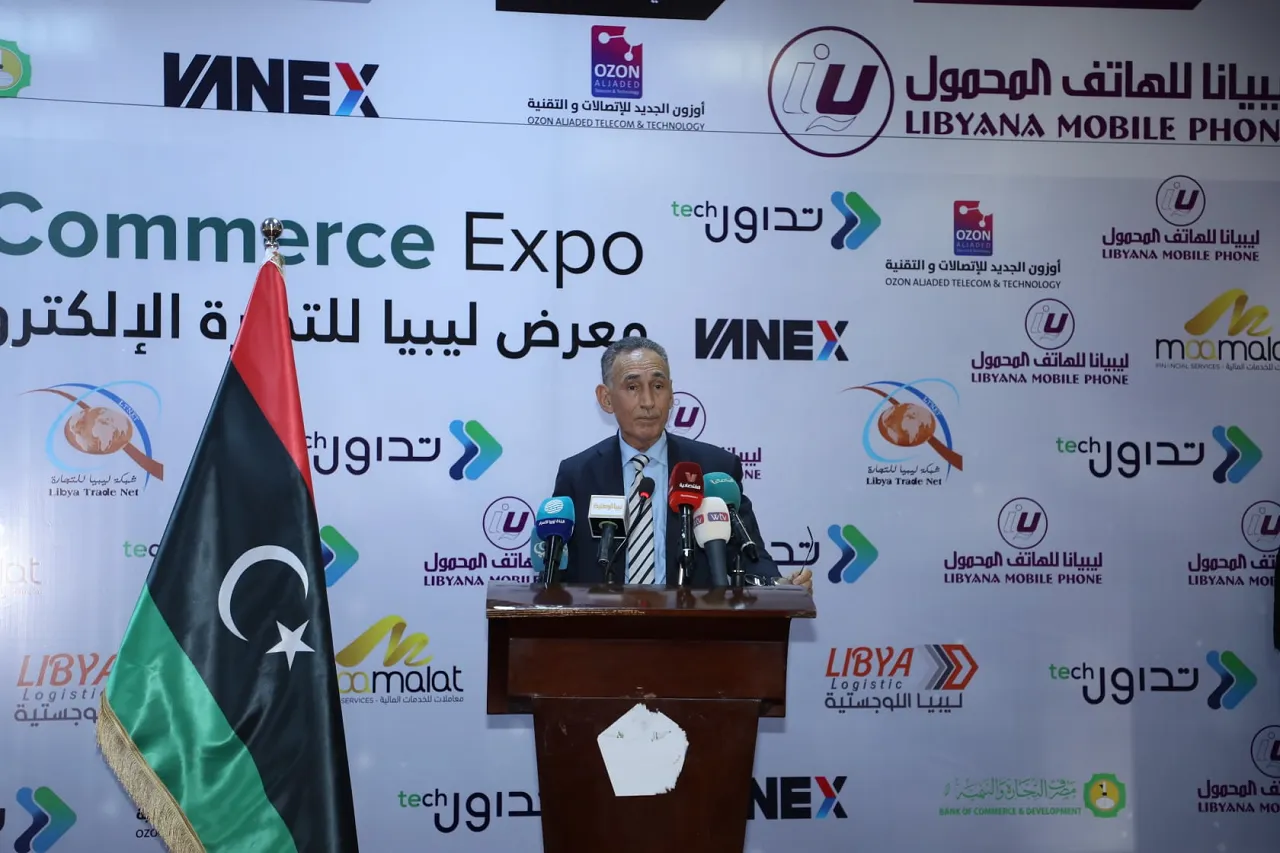 Economy and Trade Minister Mohamed Hwej (Photo: From Economy Ministry archives).