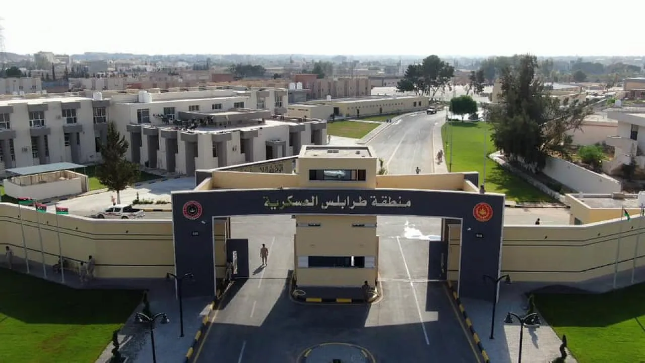 Two state recognized militias clashed overnight in and around the Tikbali barracks in the Salah Al-Deen district of southern Tripoli (Photo: 444th Brigade).