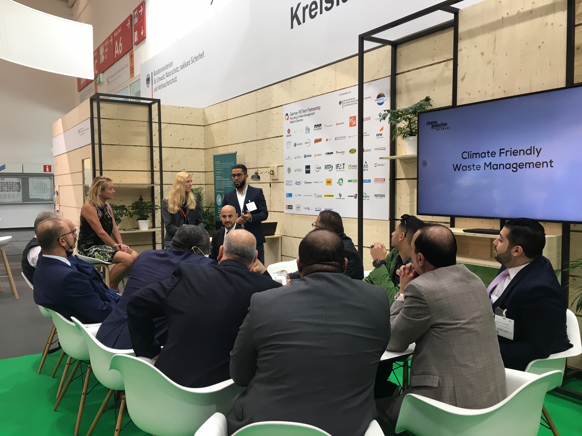 Libyan delegation visits recycling fair in Germany